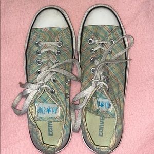 Rare plaid converse